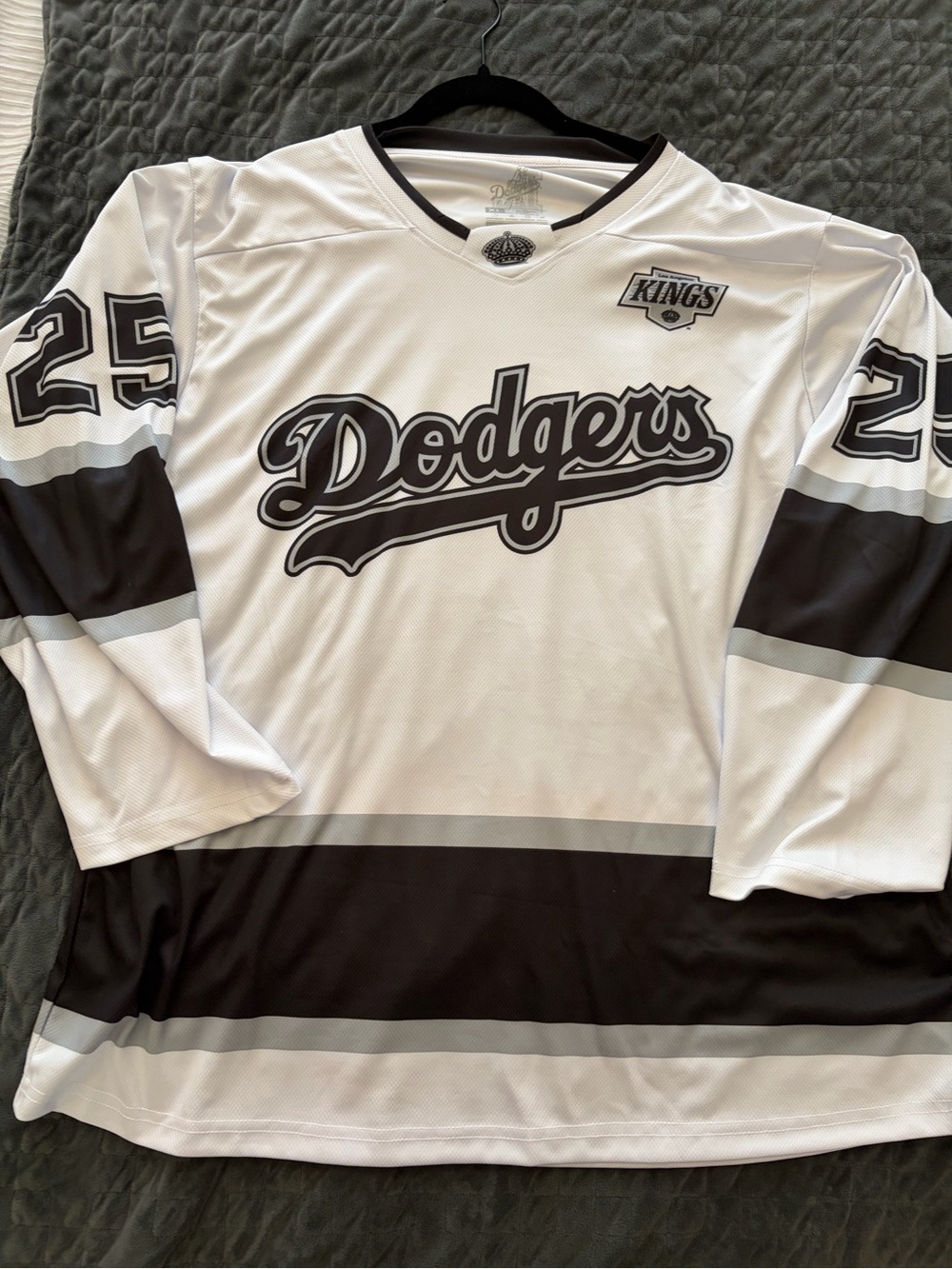 Los Angeles Dodgers / Kings Hockey Jersey - 2025 - Extremely Rare - Never Worn